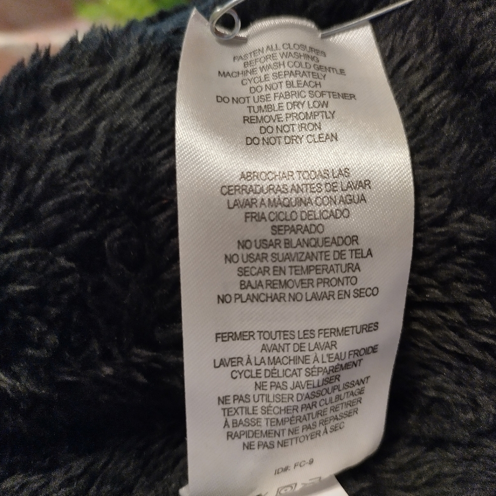 Very Soft Furry Jacket - Picture 15 of 16